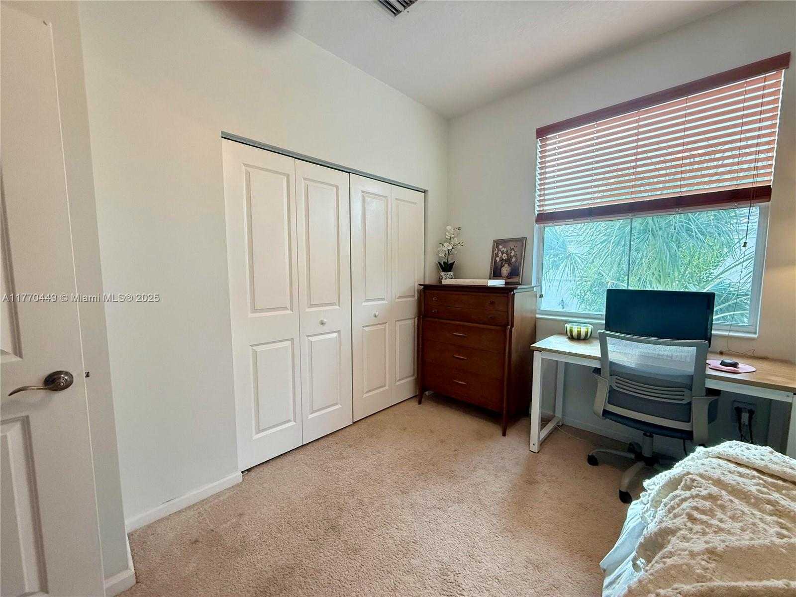 Small Image of 2977 ST JOHN DR, Cooper City Number 35