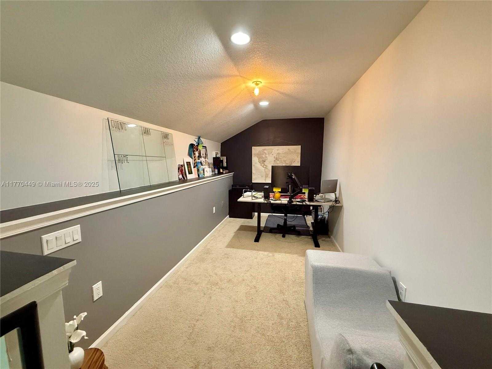 Small Image of 2977 ST JOHN DR, Cooper City Number 36