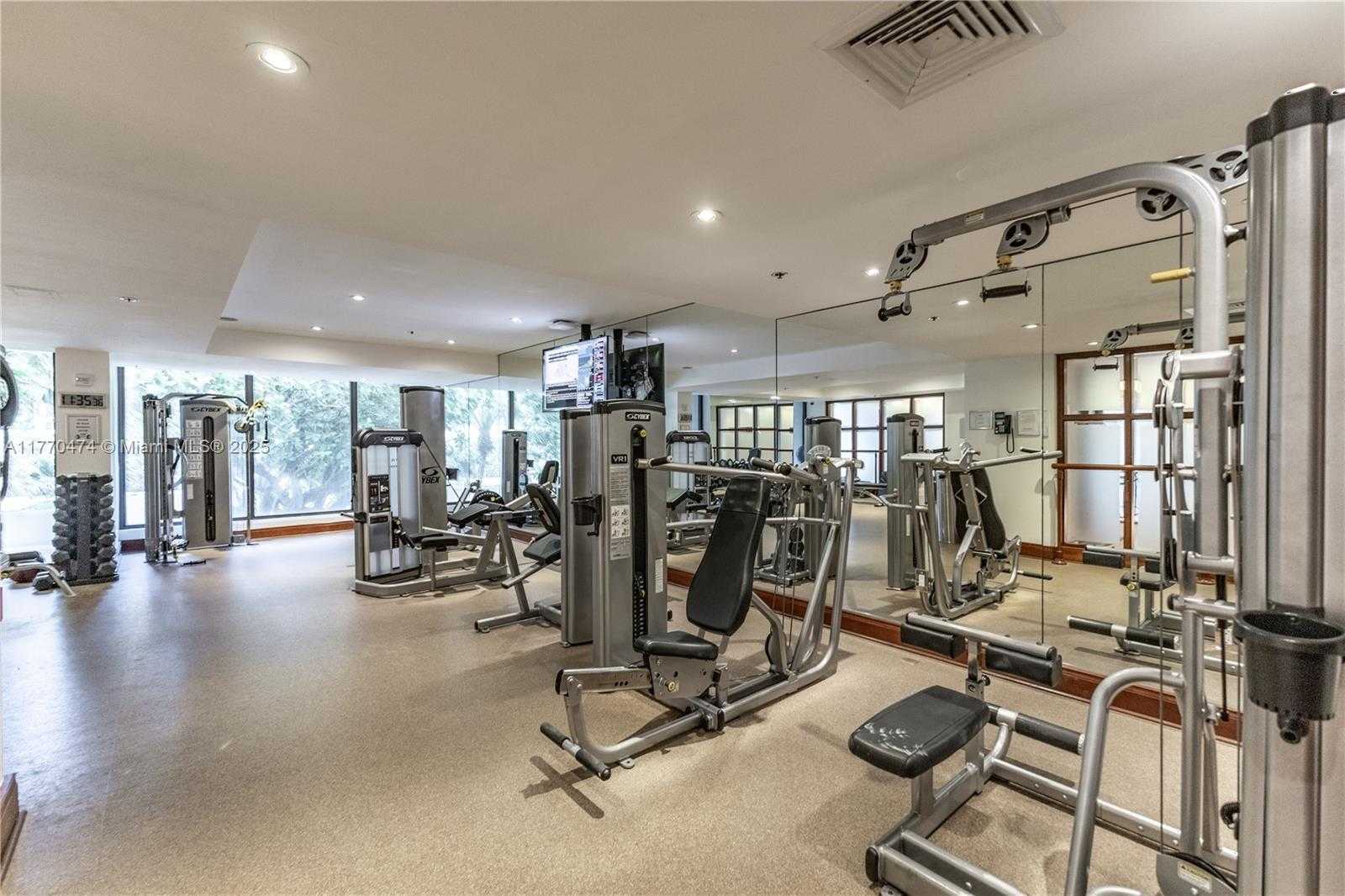 Small Image of 10205 COLLINS AVE #906, Bal Harbour Number 19