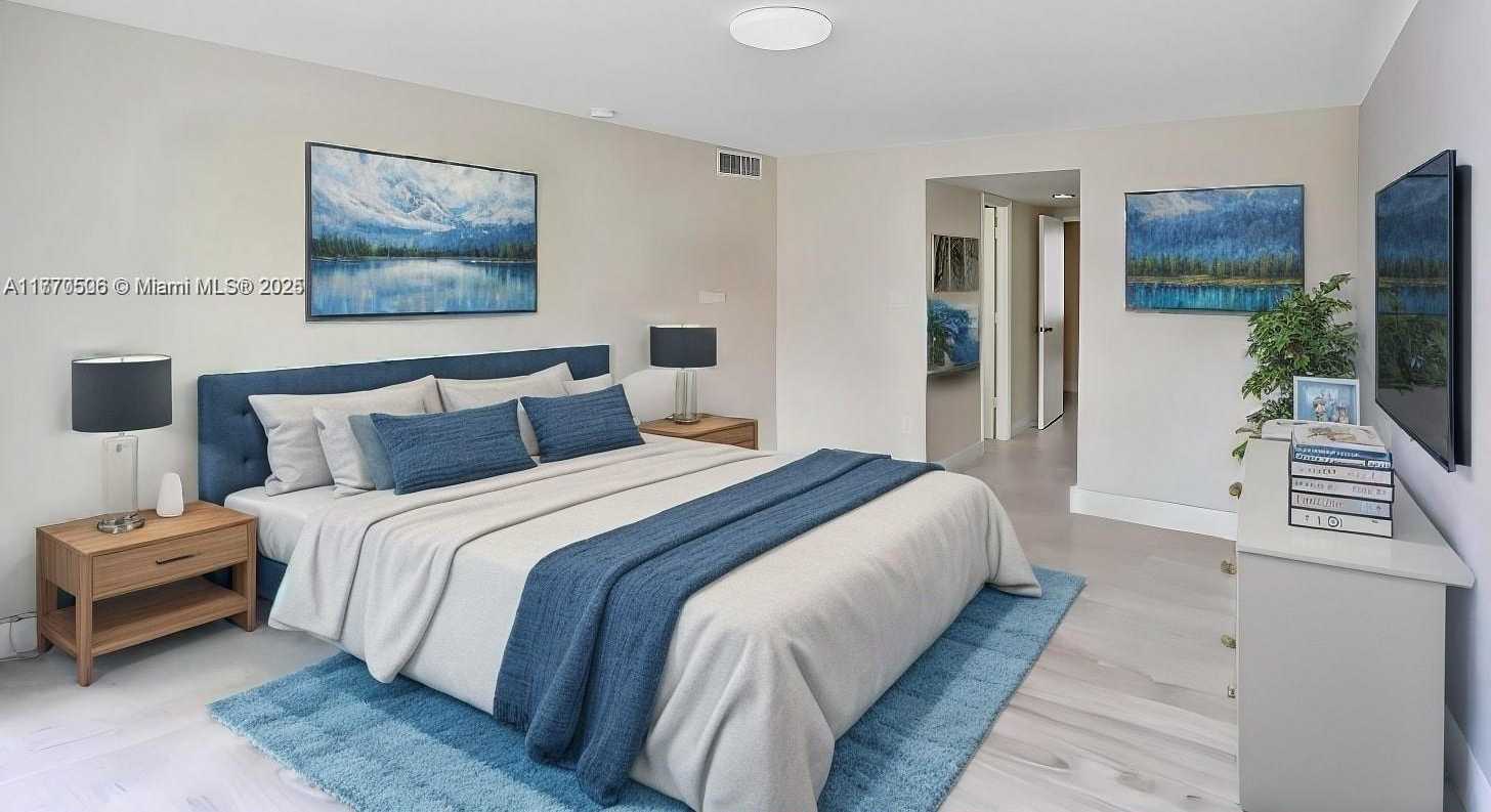 Small Image of 18051 BISCAYNE BLVD #1804, Aventura Number 12