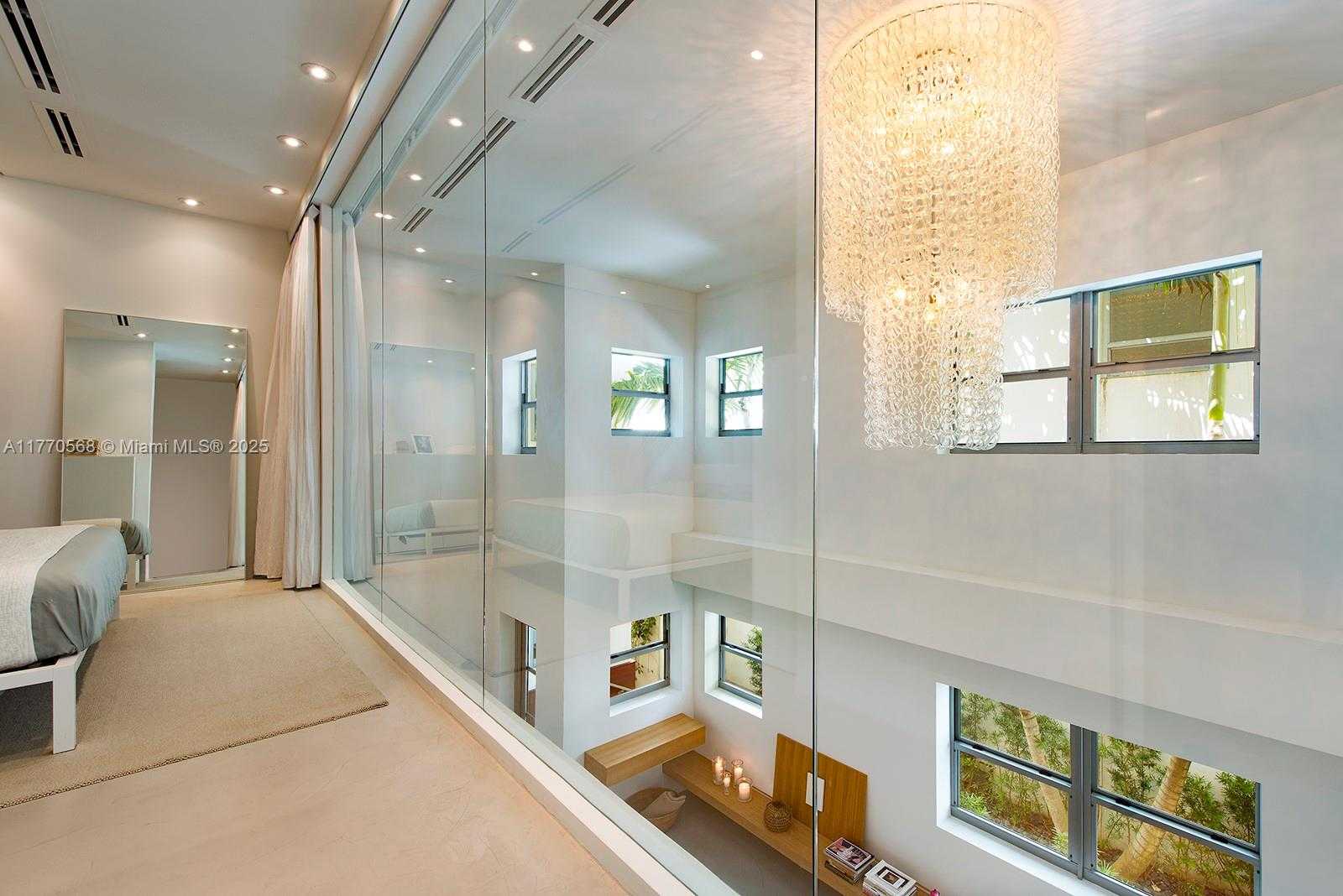 Small Image of 125 OCEAN DRIVE #L0101, Miami Beach Number 20