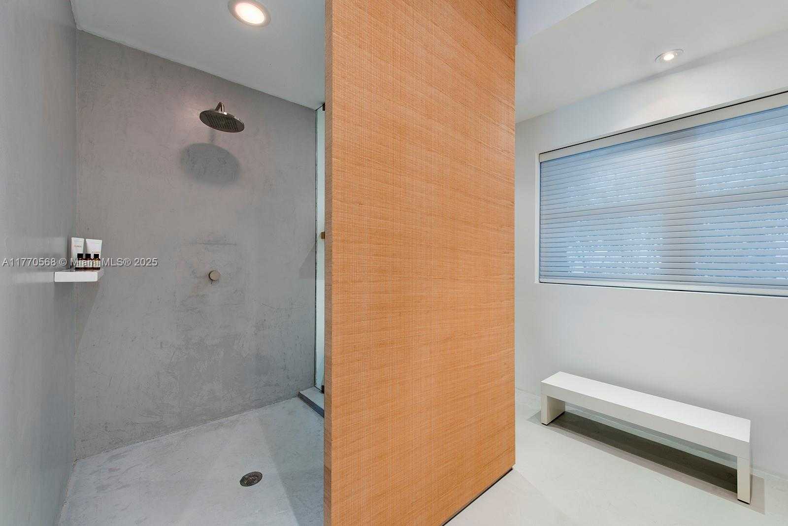 Small Image of 125 OCEAN DRIVE #L0101, Miami Beach Number 21