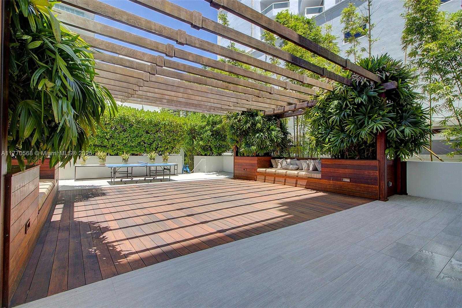 Small Image of 125 OCEAN DRIVE #L0101, Miami Beach Number 36