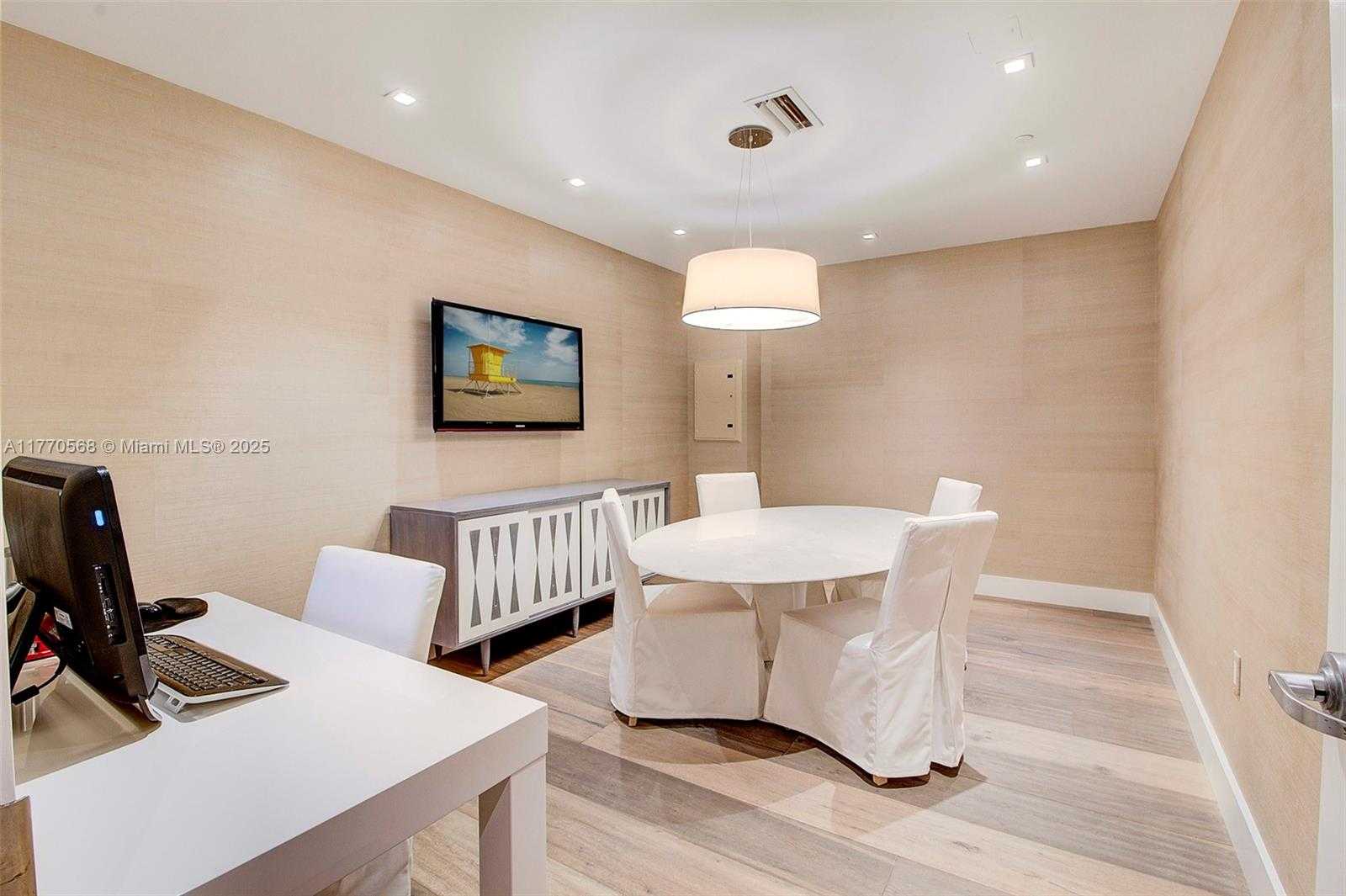 Small Image of 125 OCEAN DRIVE #L0101, Miami Beach Number 45
