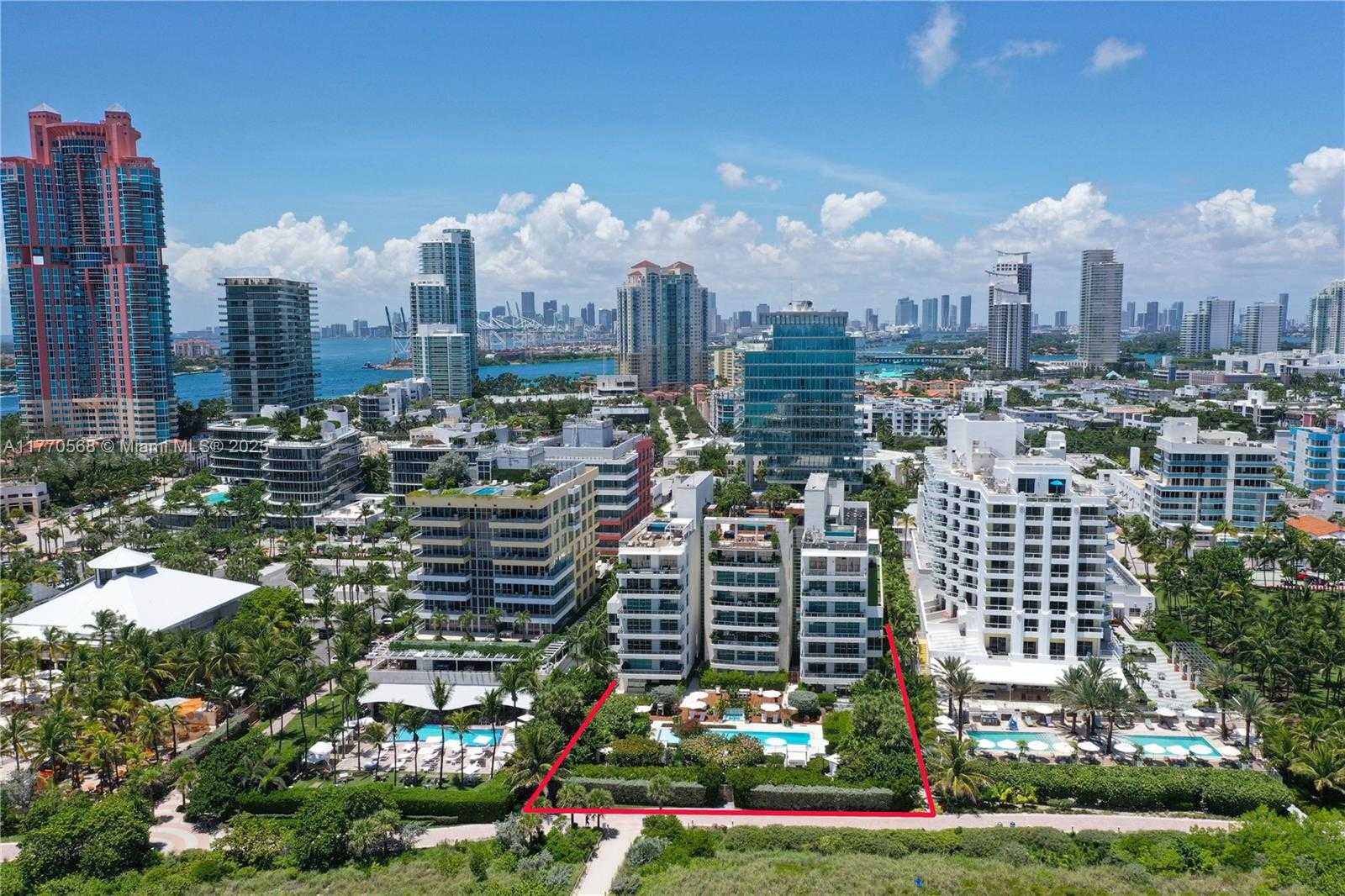 Small Image of 125 OCEAN DRIVE #L0101, Miami Beach Number 47
