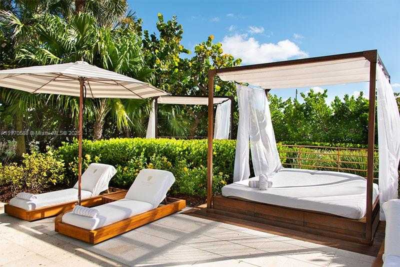Small Image of 125 OCEAN DRIVE #L0101, Miami Beach Number 55