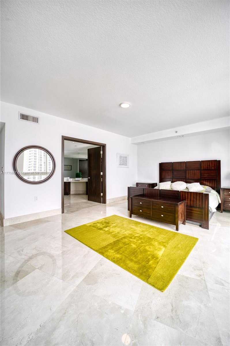 Small Image of 150 SUNNY ISLES BLVD #1-UPH1, Sunny Isles Beach Number 27