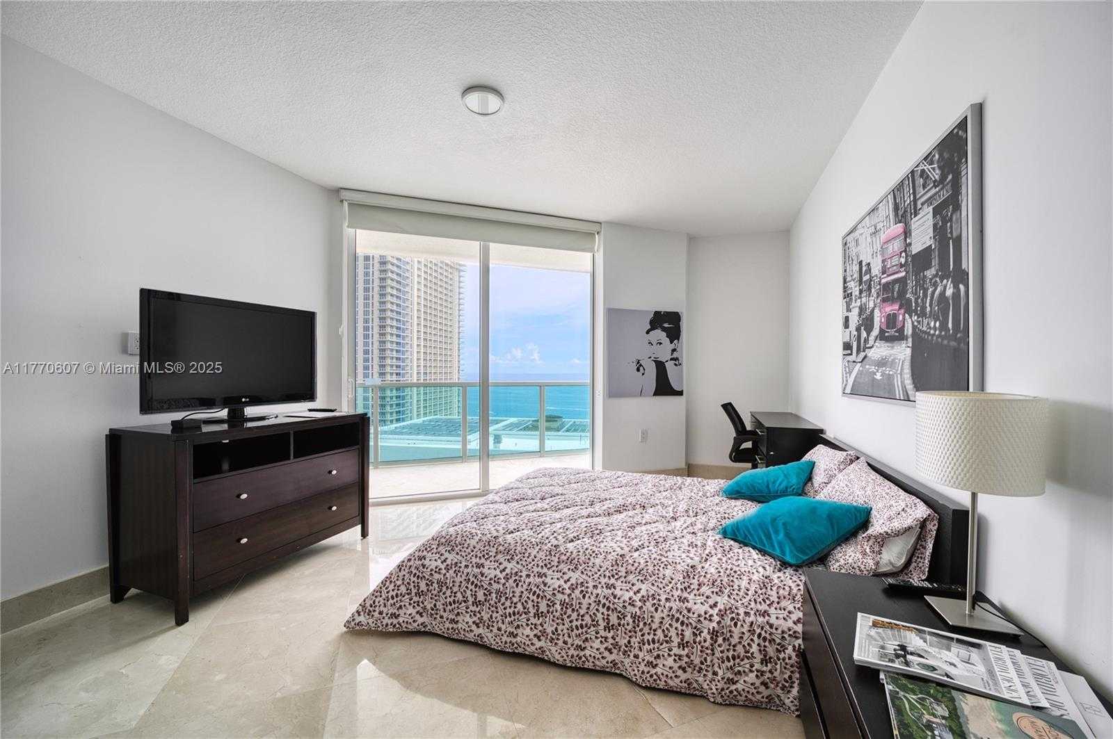 Small Image of 150 SUNNY ISLES BLVD #1-UPH1, Sunny Isles Beach Number 30