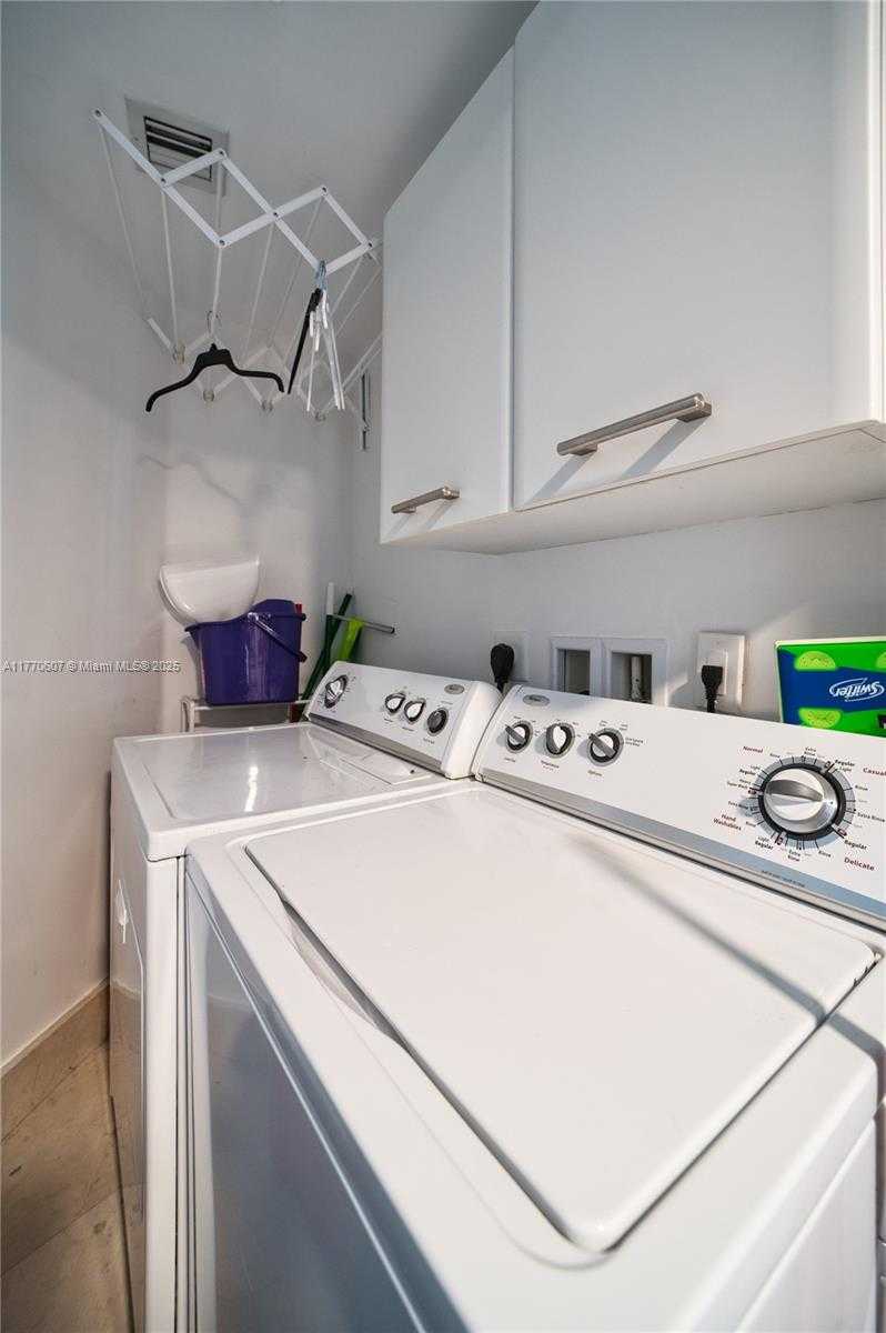 Small Image of 150 SUNNY ISLES BLVD #1-UPH1, Sunny Isles Beach Number 40