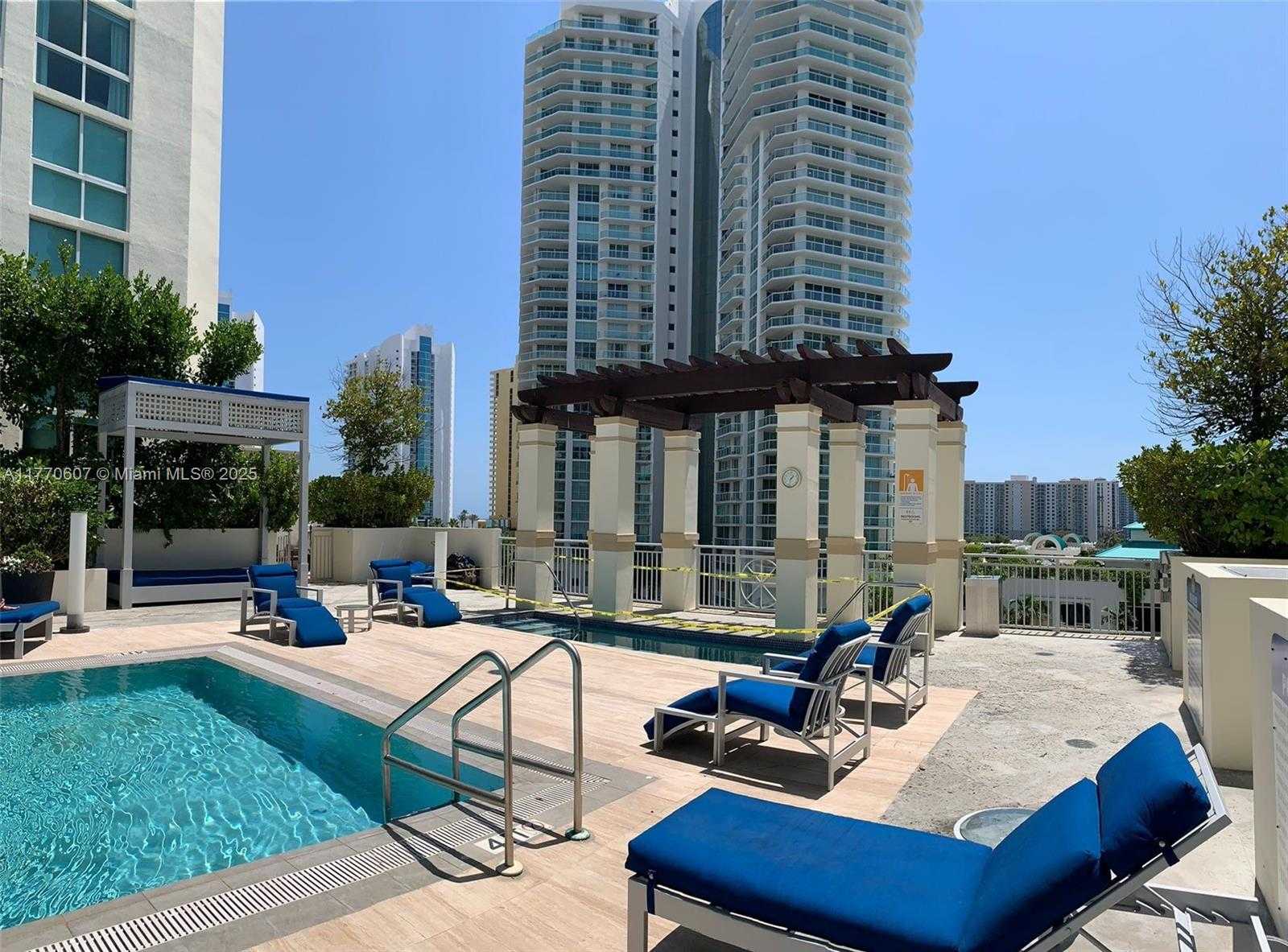 Small Image of 150 SUNNY ISLES BLVD #1-UPH1, Sunny Isles Beach Number 49