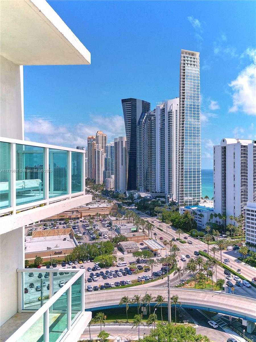 Small Image of 150 SUNNY ISLES BLVD #1-UPH1, Sunny Isles Beach Number 5