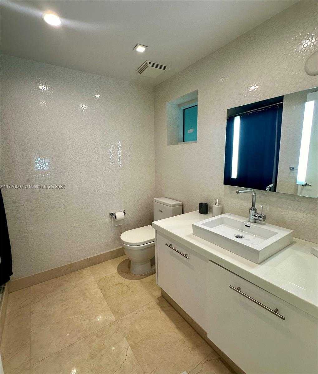 Small Image of 150 SUNNY ISLES BLVD #1-UPH1, Sunny Isles Beach Number 62