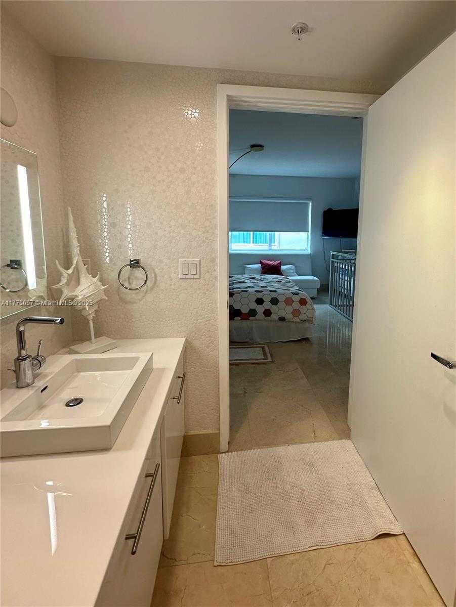 Small Image of 150 SUNNY ISLES BLVD #1-UPH1, Sunny Isles Beach Number 63