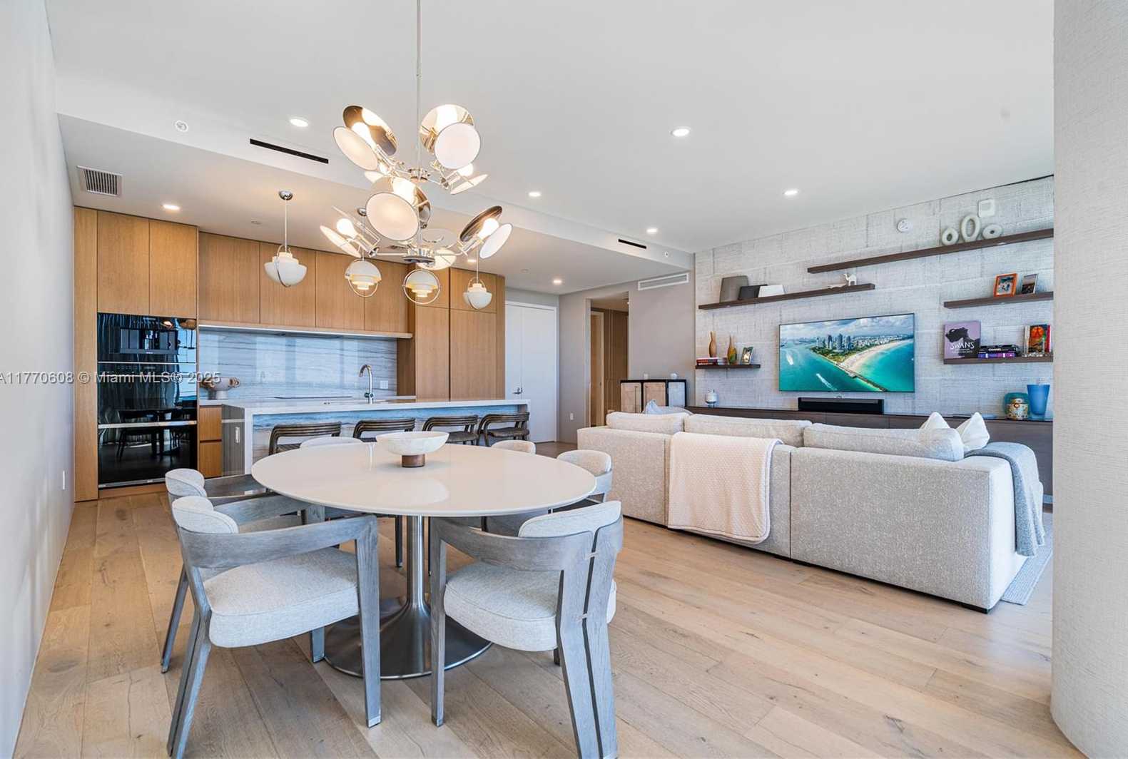 Small Image of 8701 COLLINS AVE #804, Miami Beach Number 12