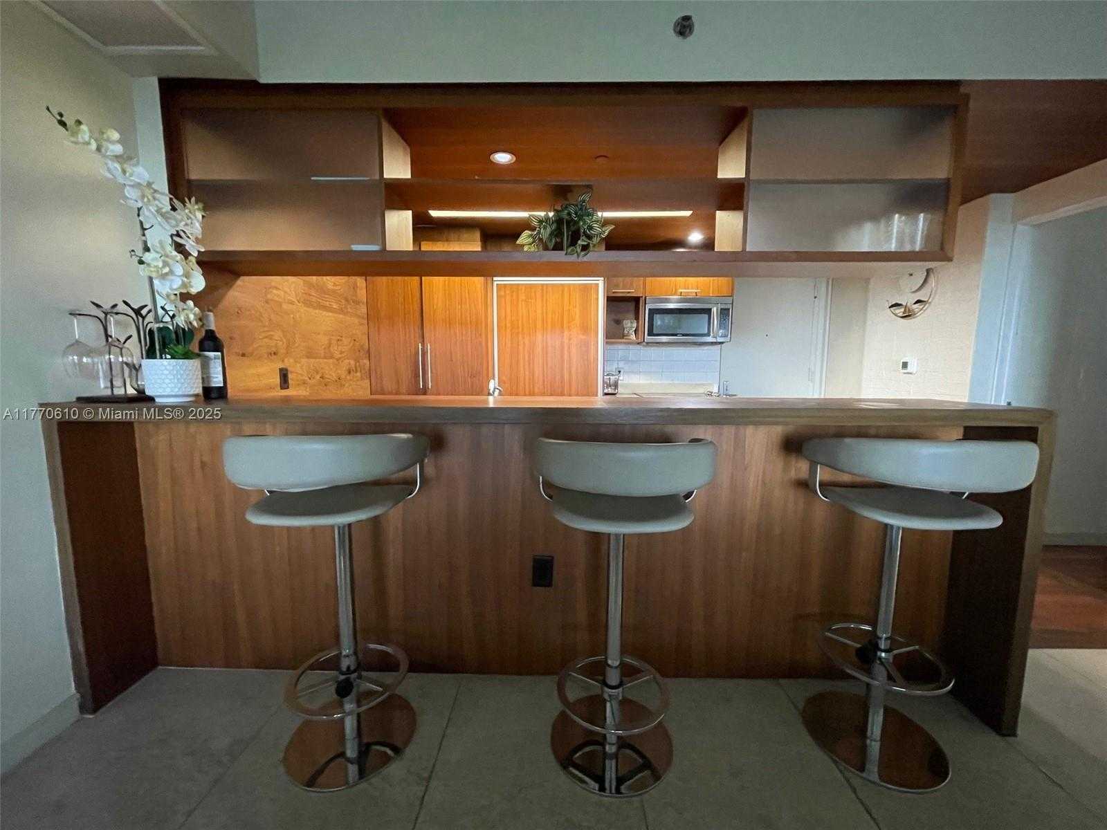Small Image of 50 Biscayne Blvd, Miami, FL 33132, USA Number 10