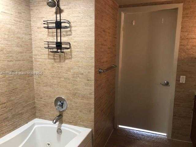 Small Image of 50 Biscayne Blvd, Miami, FL 33132, USA Number 16