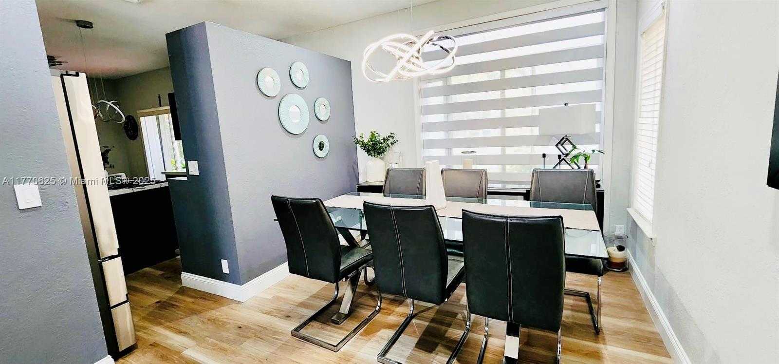 Small Image of 11405 LAKEVIEW DR #3-A, Coral Springs Number 16