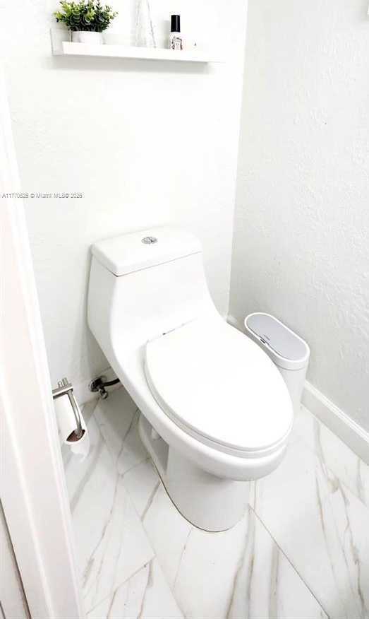 Small Image of 11405 LAKEVIEW DR #3-A, Coral Springs Number 19