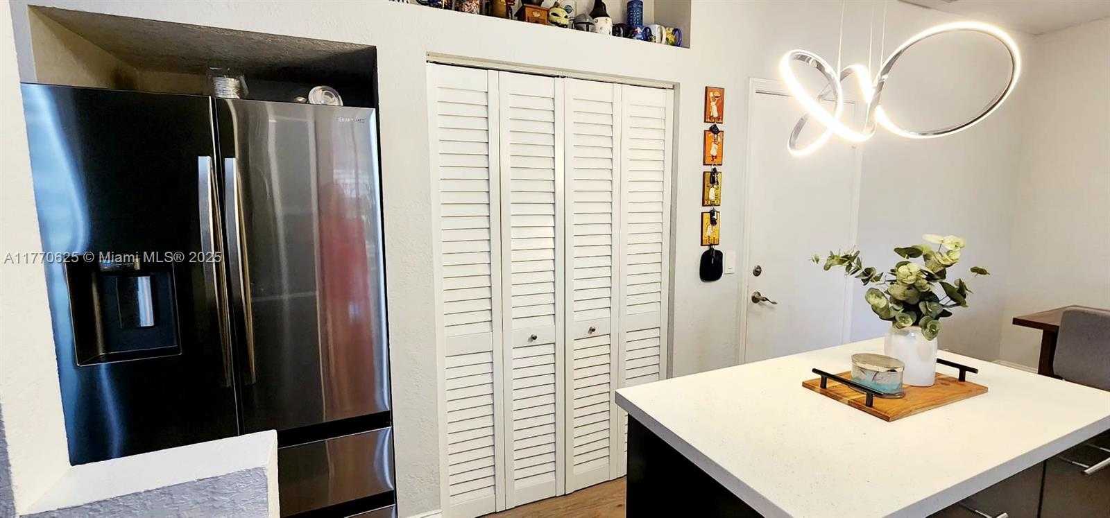 Small Image of 11405 LAKEVIEW DR #3-A, Coral Springs Number 23