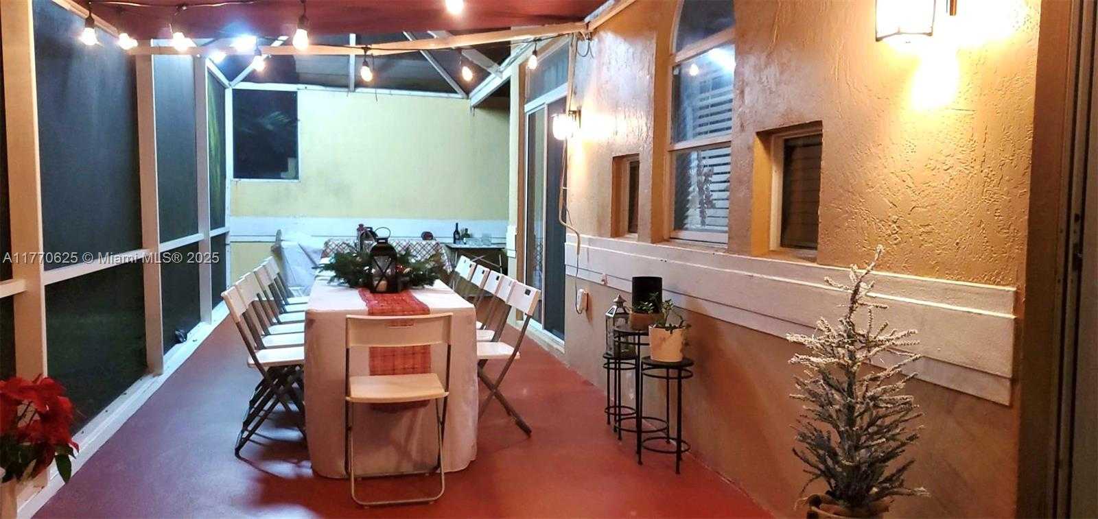 Small Image of 11405 LAKEVIEW DR #3-A, Coral Springs Number 47