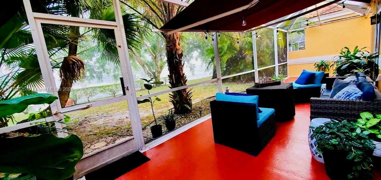 Small Image of 11405 LAKEVIEW DR #3-A, Coral Springs Number 53