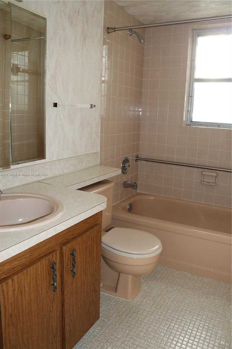 Small Image of 1470 NORTH WEST 80TH AVE #308, Margate Number 7