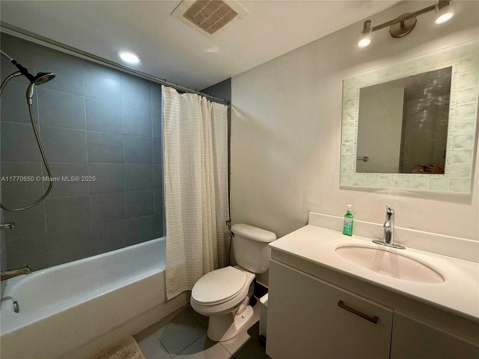 Small Image of 92 SOUTH WEST 3RD ST #1104, Miami Number 10