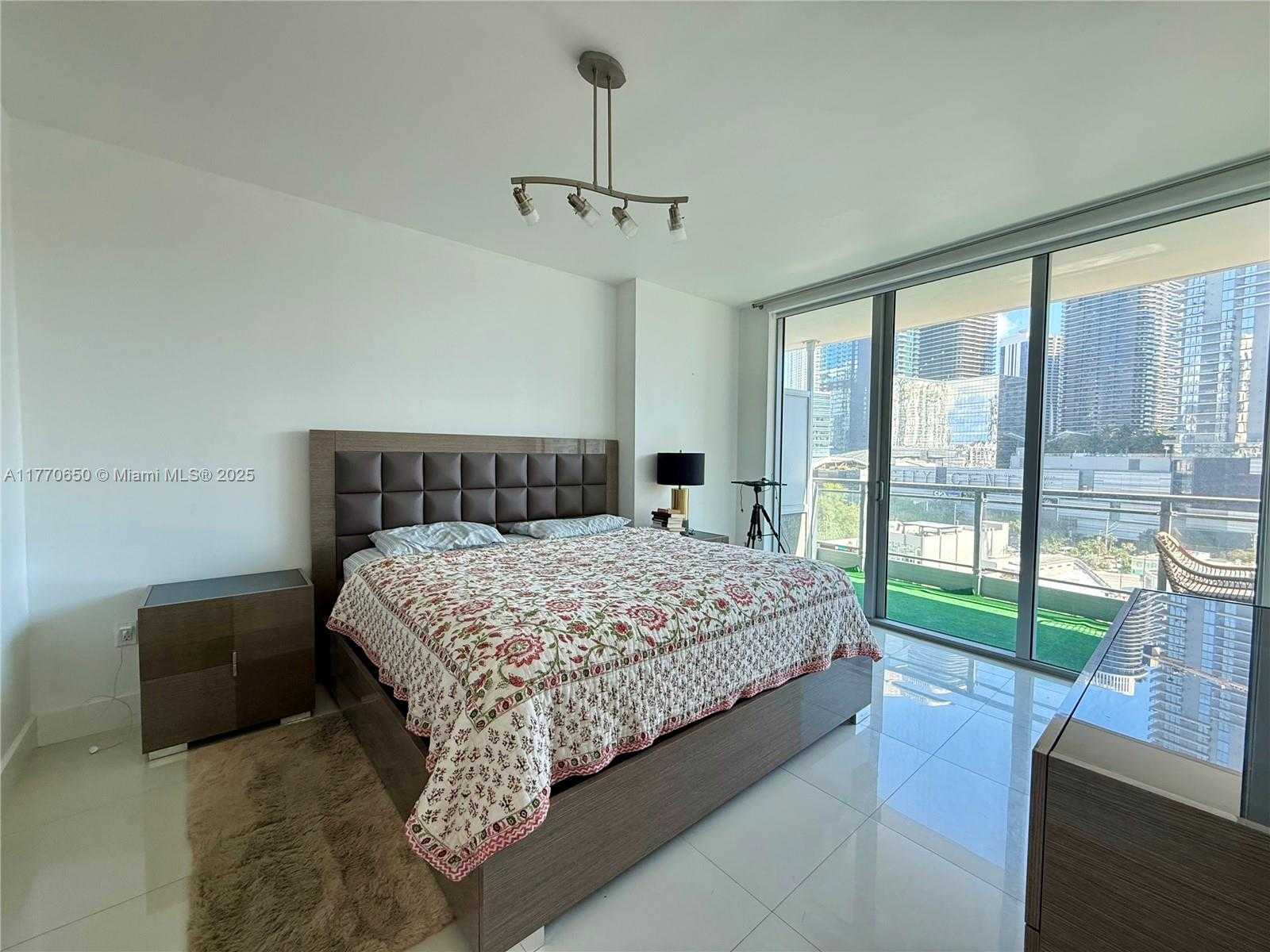 Small Image of 92 SOUTH WEST 3RD ST #1104, Miami Number 5