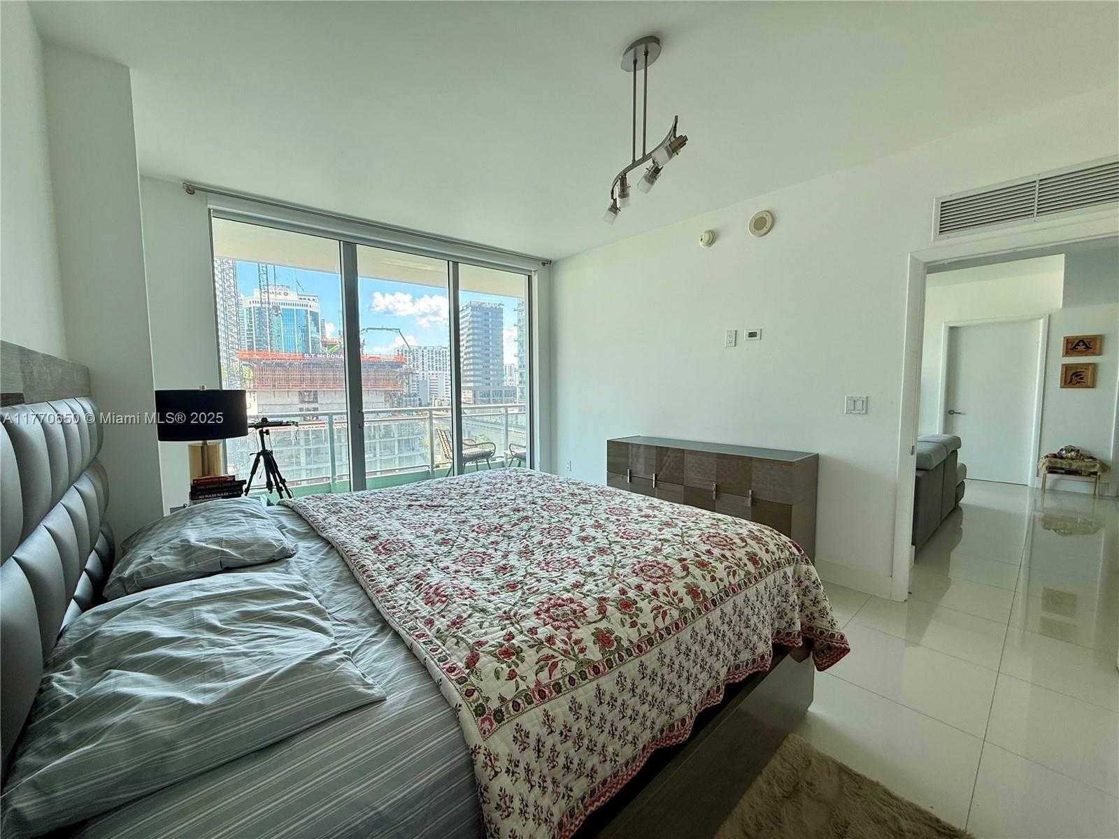 Small Image of 92 SOUTH WEST 3RD ST #1104, Miami Number 6
