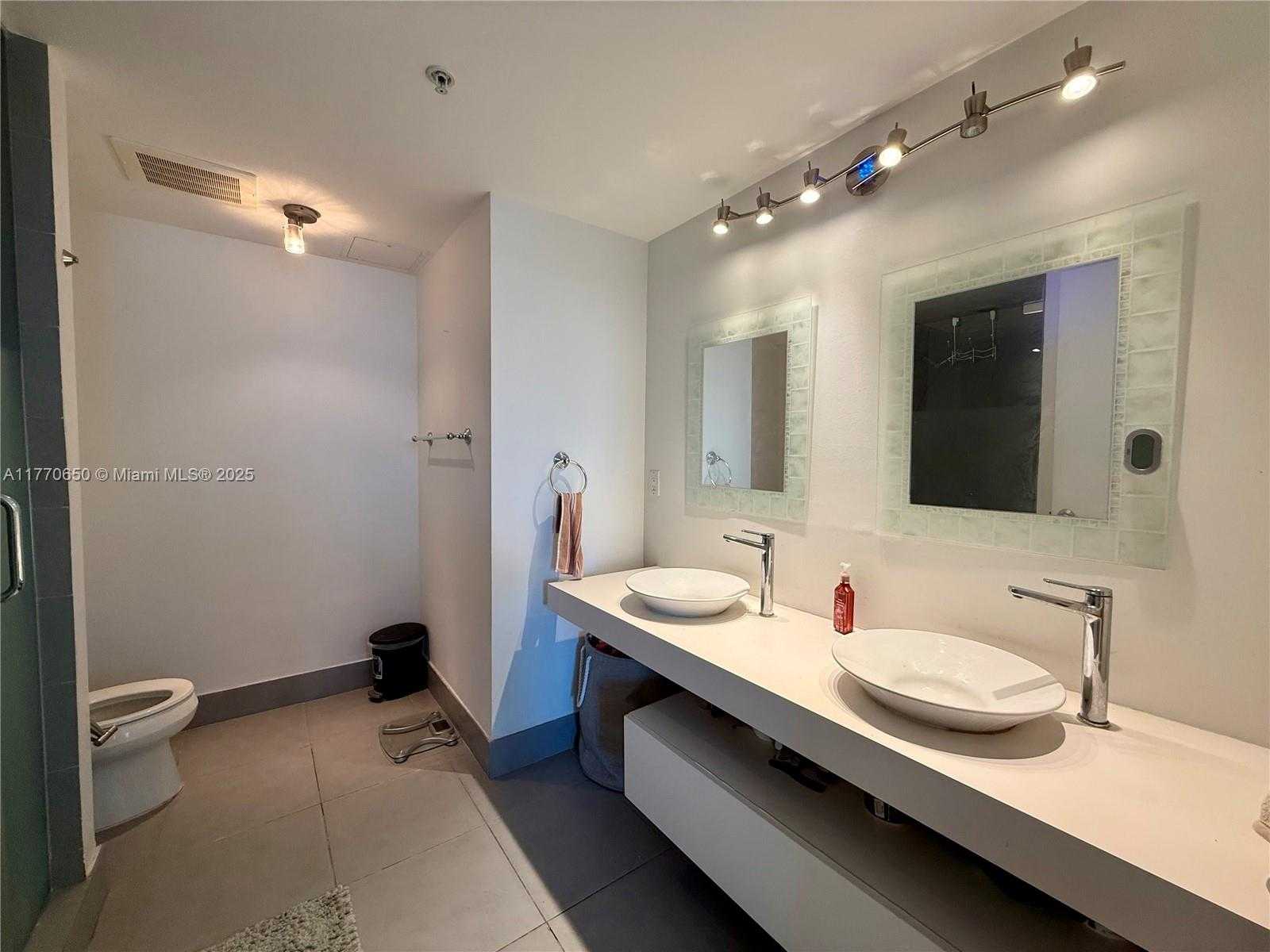 Small Image of 92 SOUTH WEST 3RD ST #1104, Miami Number 7
