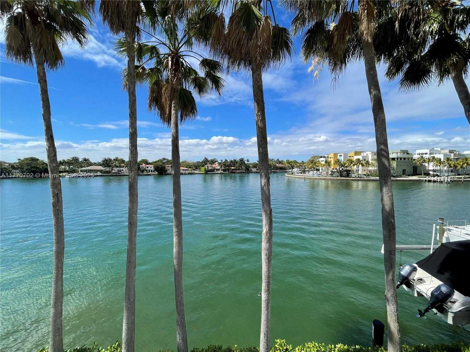 Small Image of 5900 COLLINS AVE #705, Miami Beach Number 29