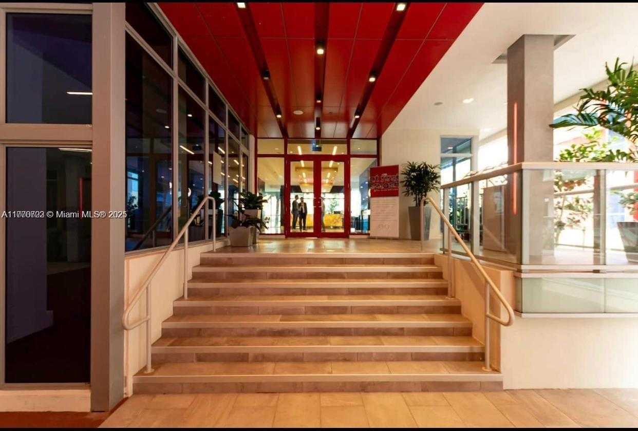Small Image of 777 NORTH OCEAN DR #S509, Hollywood Number 19