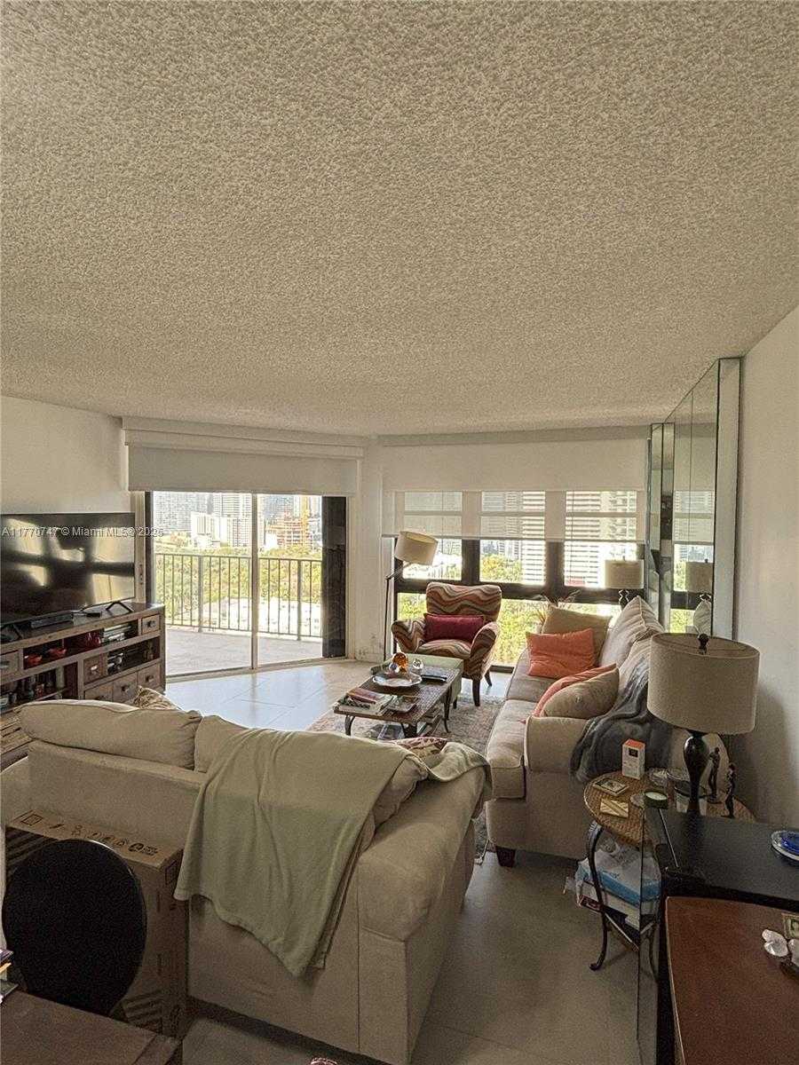 Small Image of 1901 BRICKELL AVE #B2310, Miami Number 11