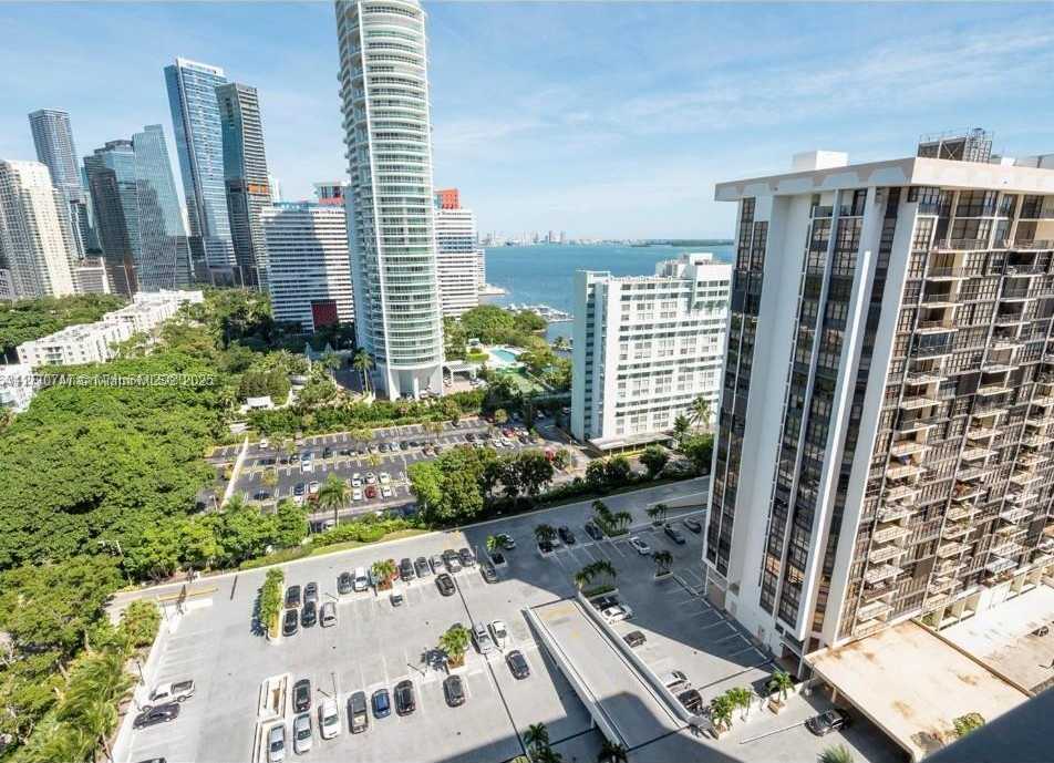 Small Image of 1901 BRICKELL AVE #B2310, Miami Number 3