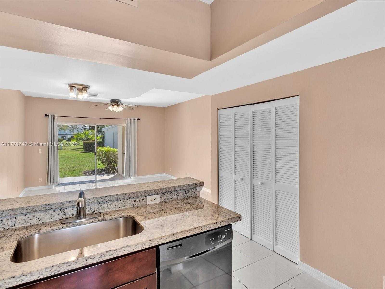 Small Image of 12 SIMONTON CIR #12, Weston Number 11