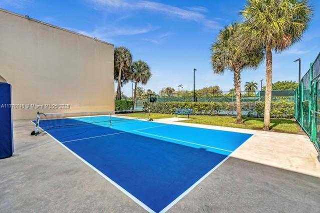 Small Image of 12 SIMONTON CIR #12, Weston Number 59