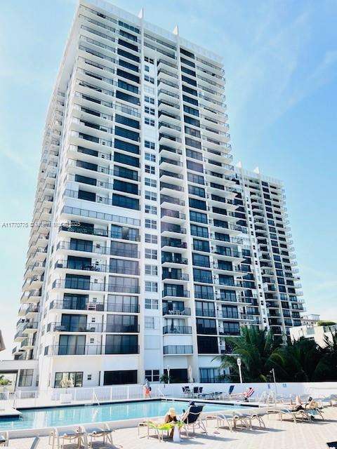 Small Image of 2101 SOUTH OCEAN DR #805, Hollywood Number 7