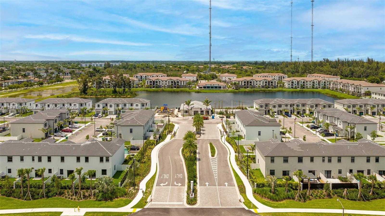 Small Image of 541 NORTH WEST 204TH ST, Miami Gardens Number 43