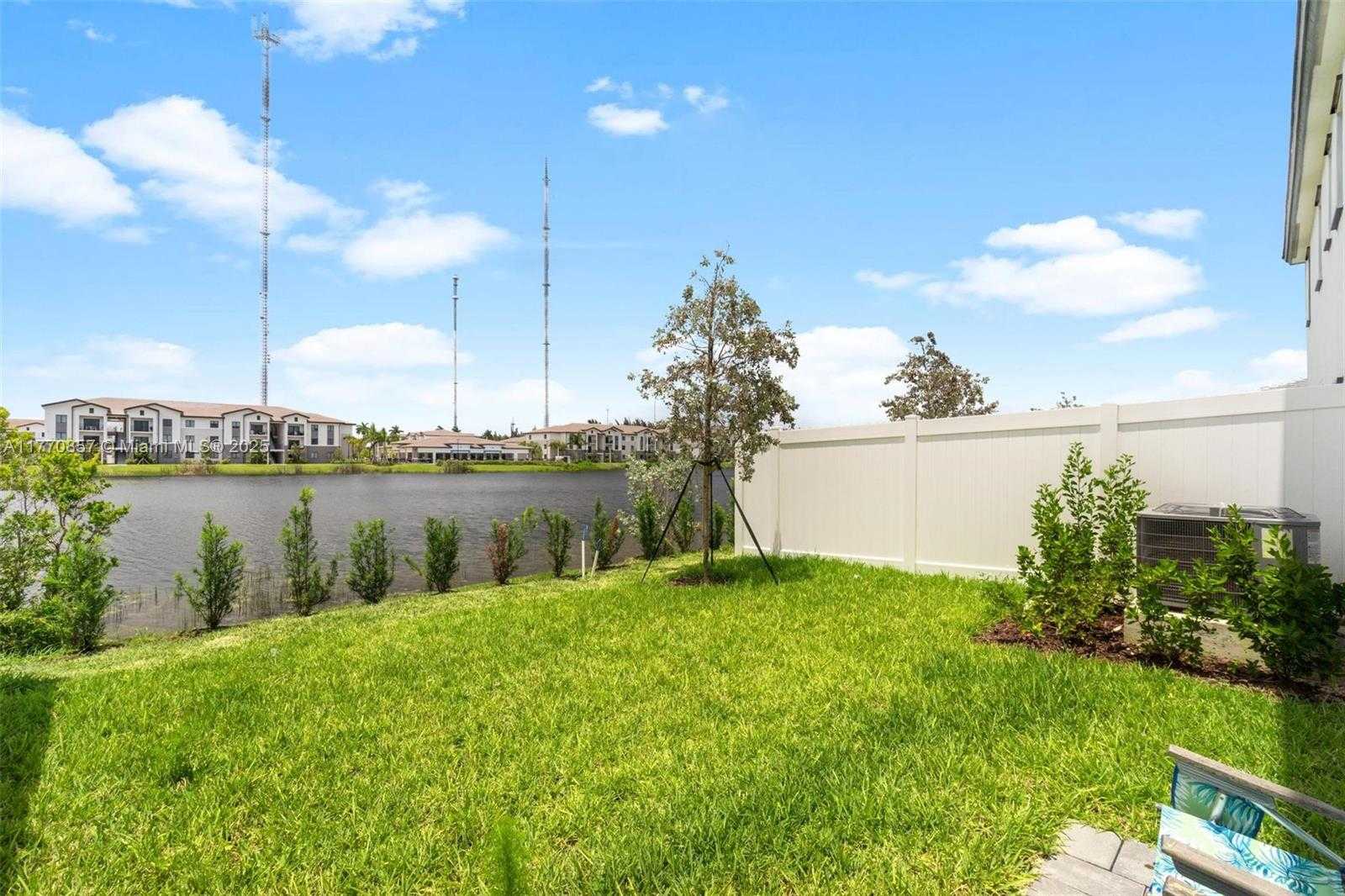 Small Image of 541 NORTH WEST 204TH ST, Miami Gardens Number 5