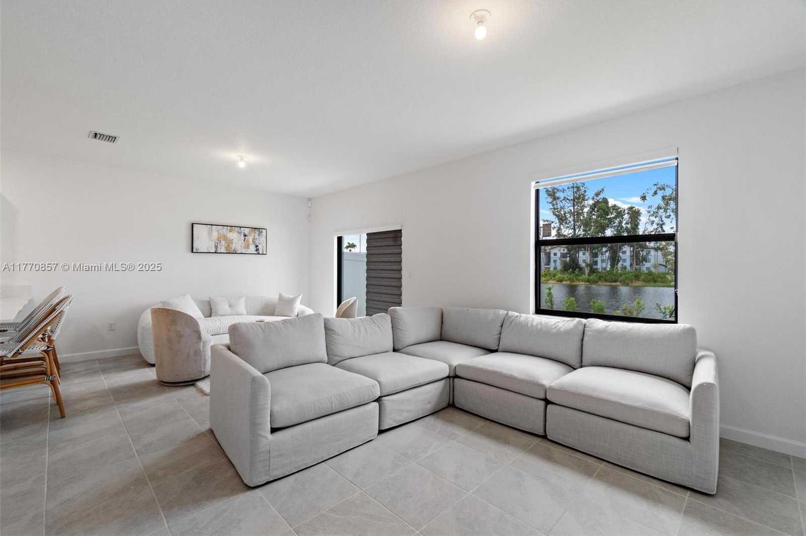 Small Image of 541 NORTH WEST 204TH ST, Miami Gardens Number 8