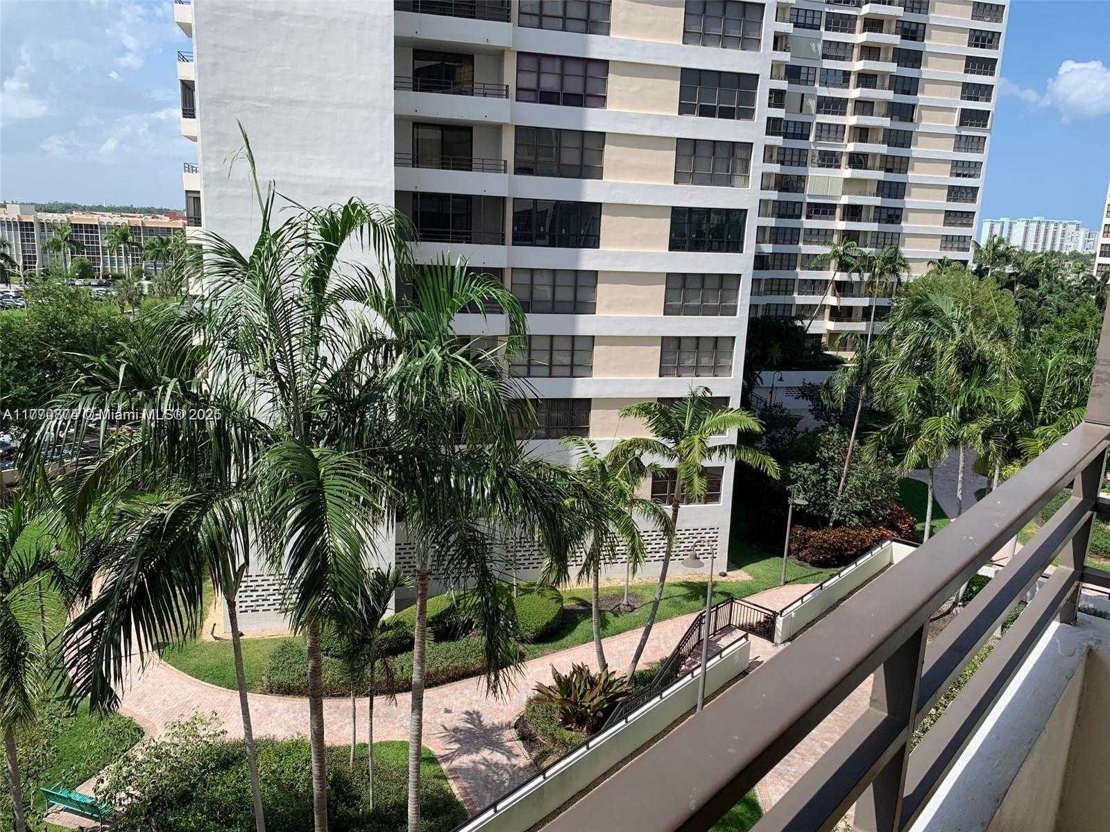 Small Image of 500 THREE ISLANDS BLVD #307, Hallandale Beach Number 16
