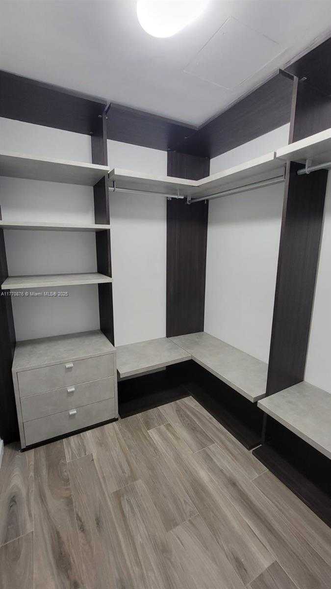 Small Image of 801 SOUTH MIAMI AVE #4308, Miami Number 17