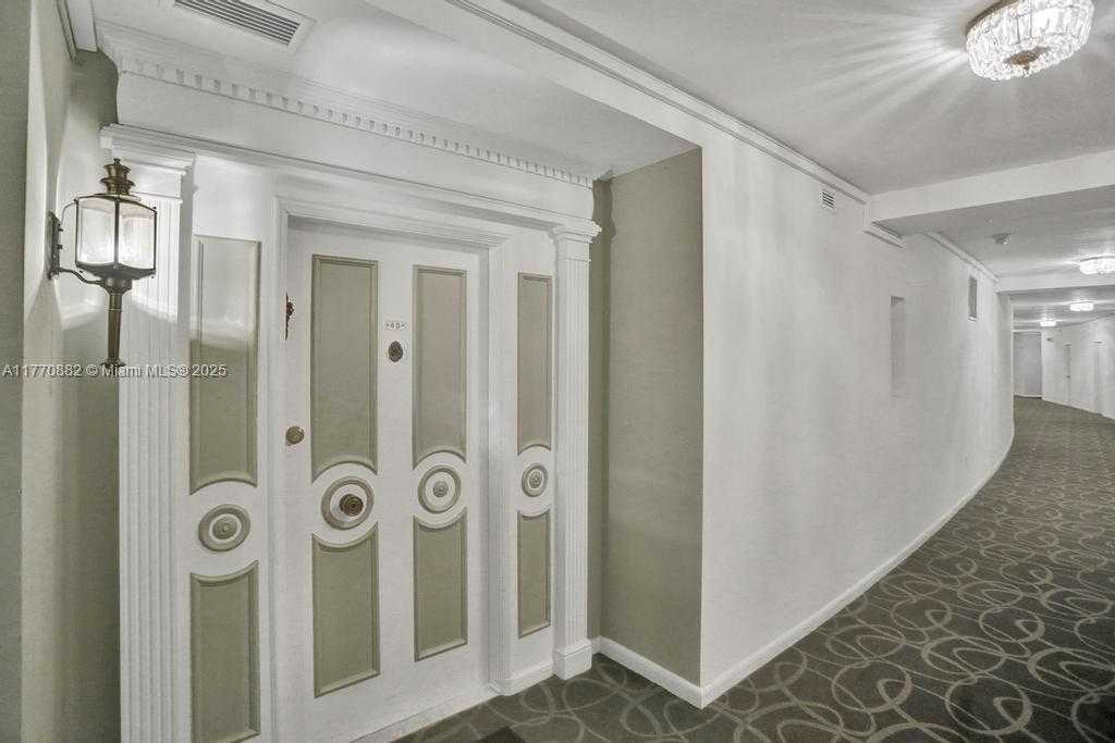Small Image of 5255 COLLINS AVE #5D, Miami Beach Number 5