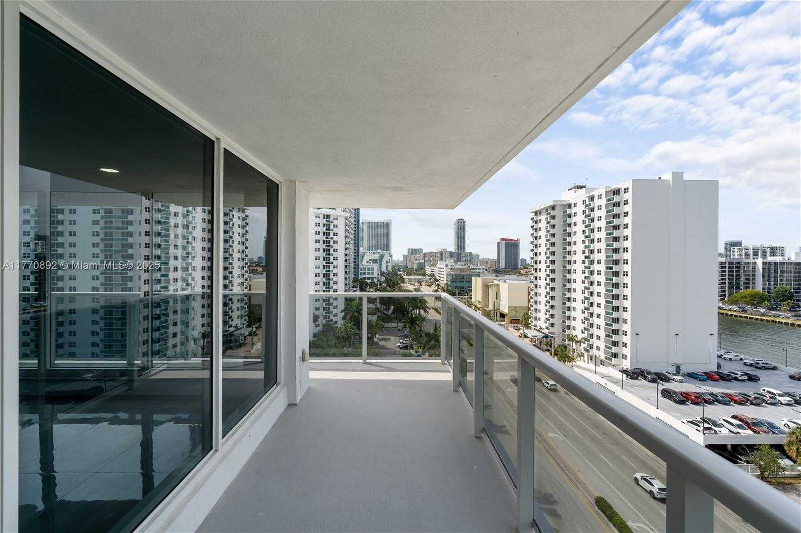Small Image of 2751 SOUTH OCEAN DR #1008N, Hollywood Number 13