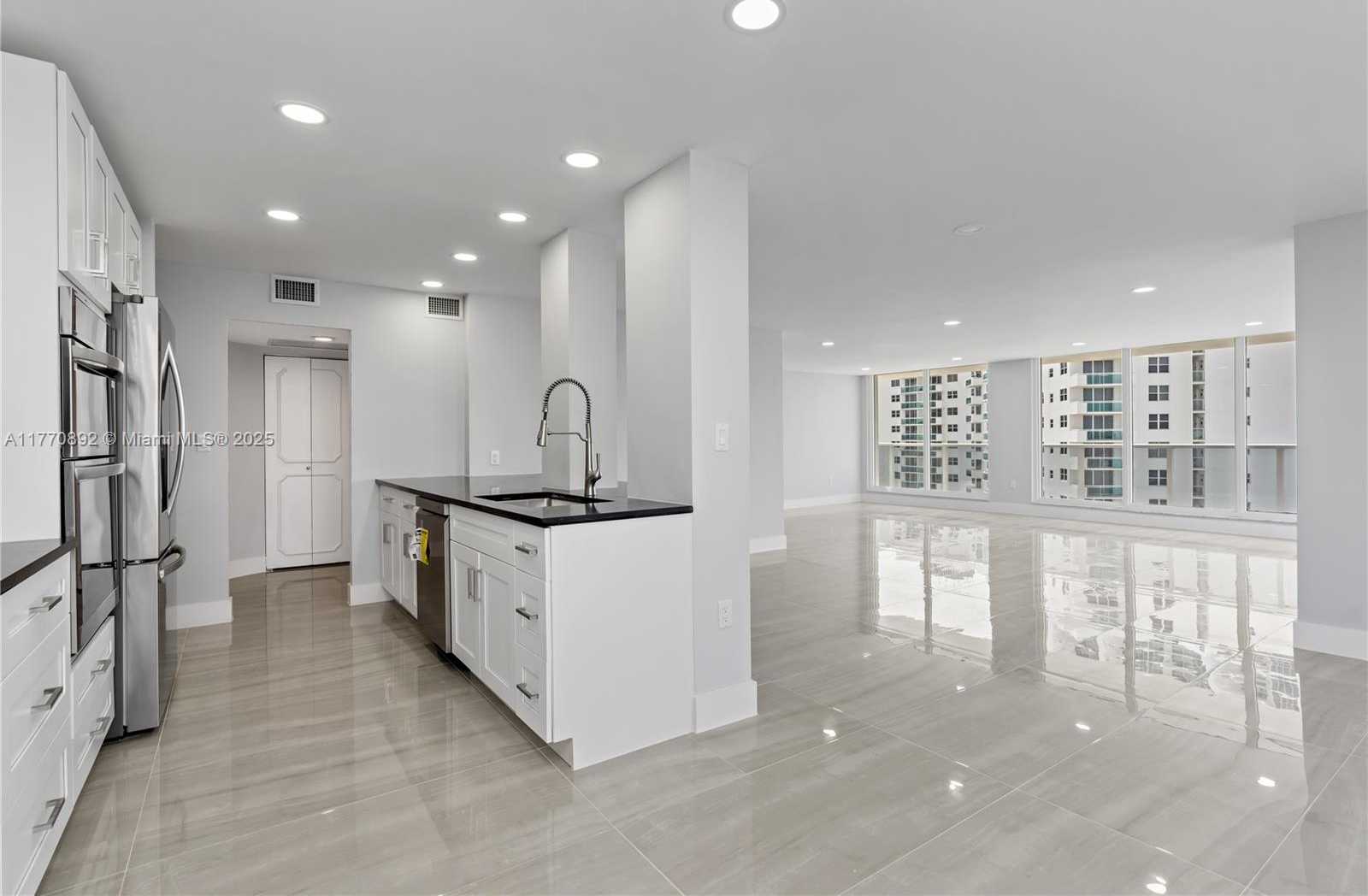 Small Image of 2751 SOUTH OCEAN DR #1008N, Hollywood Number 20