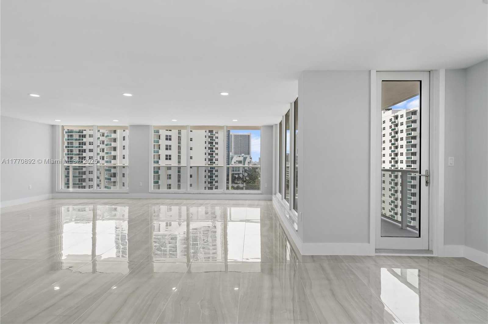 Small Image of 2751 SOUTH OCEAN DR #1008N, Hollywood Number 22