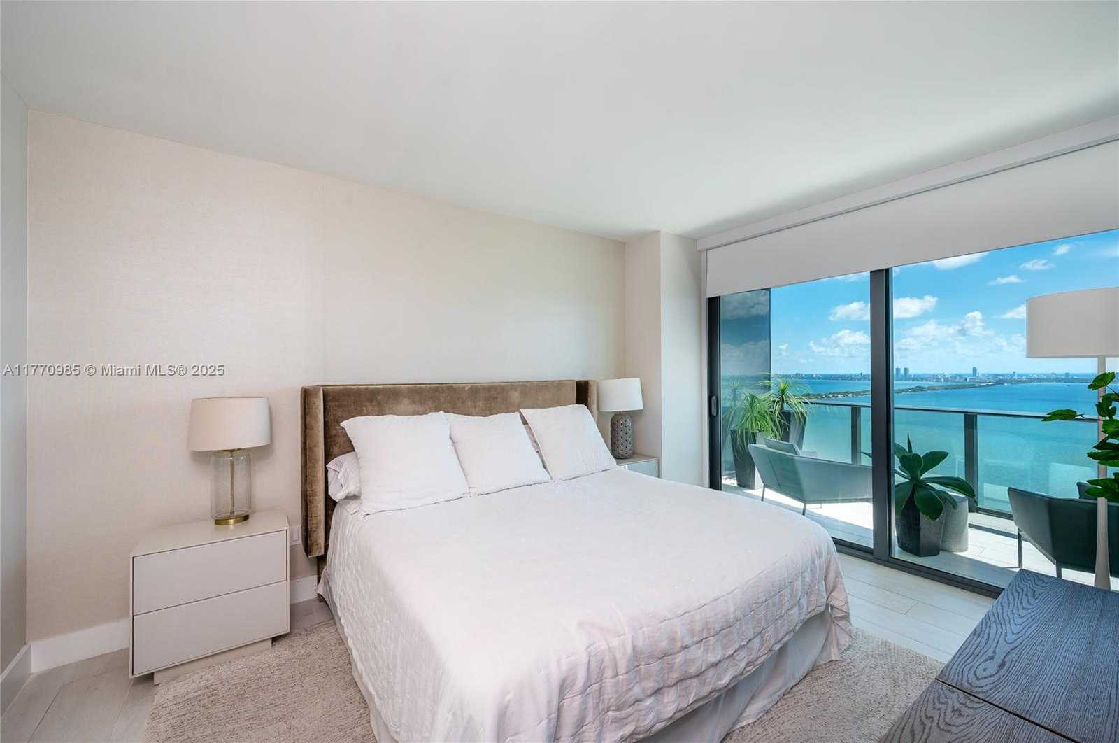 Small Image of 460 NORTH EAST 28TH ST #3208, Miami Number 14