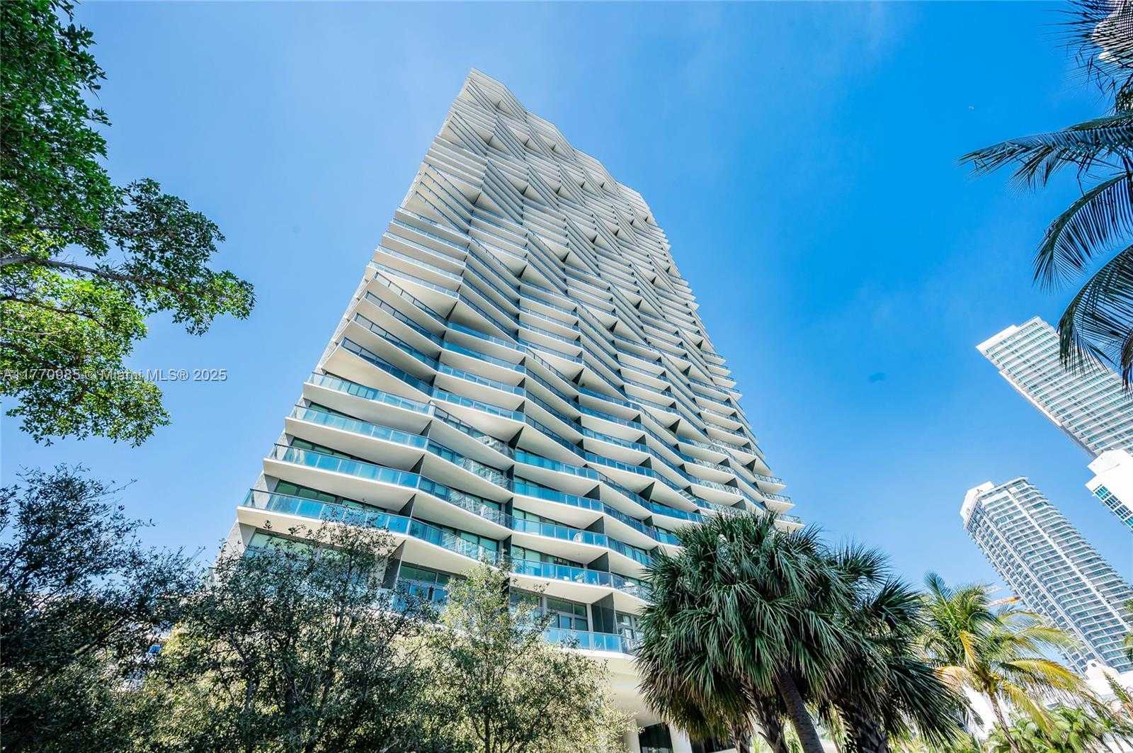 Small Image of 460 NORTH EAST 28TH ST #3208, Miami Number 3