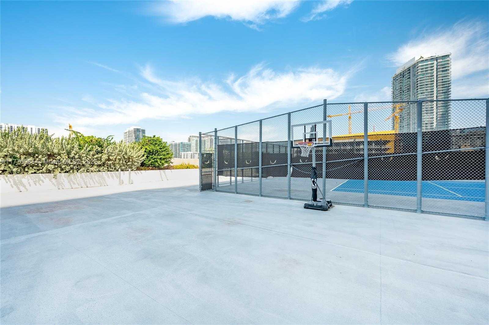 Small Image of 460 NORTH EAST 28TH ST #3208, Miami Number 42
