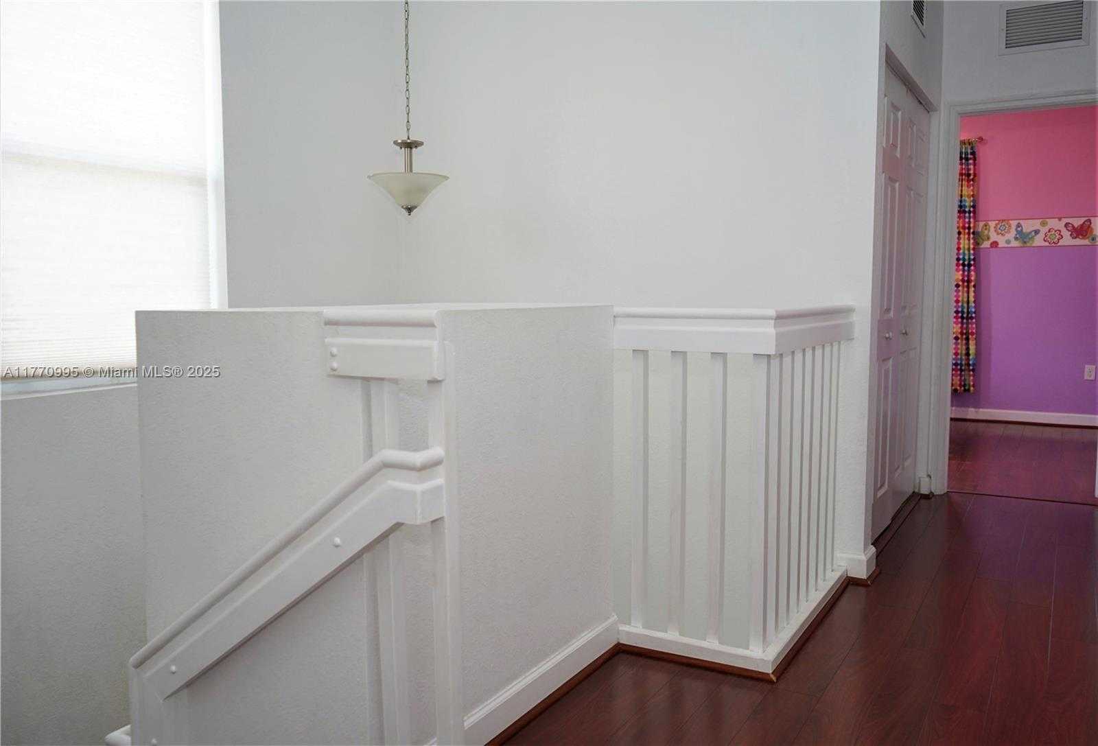 Small Image of 3365 WEST 91 TERR, Hialeah Number 16